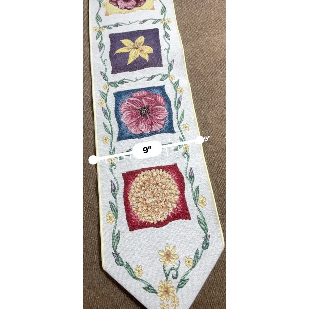 Vintage Studio Floral Bell Pull 42